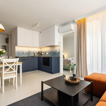 - Enklawa I * Krynica Morska