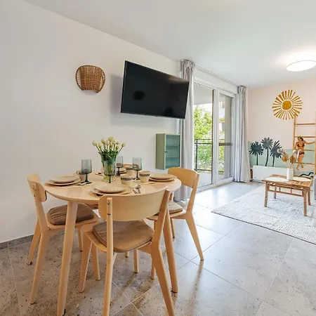 - Enklawa I * Krynica Morska