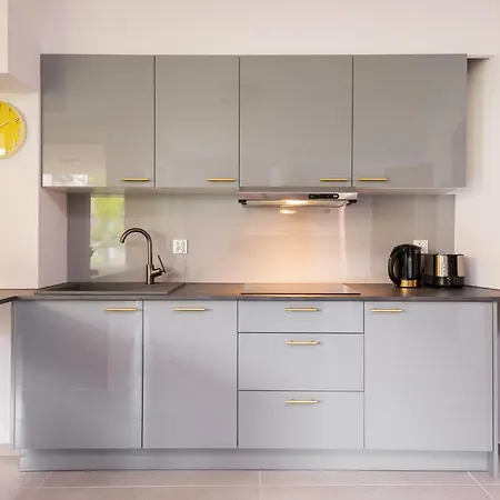 - Enklawa I * Krynica Morska