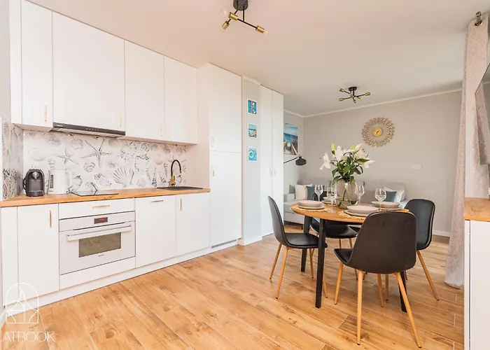 - Enklawa I Apartmán Krynica Morska