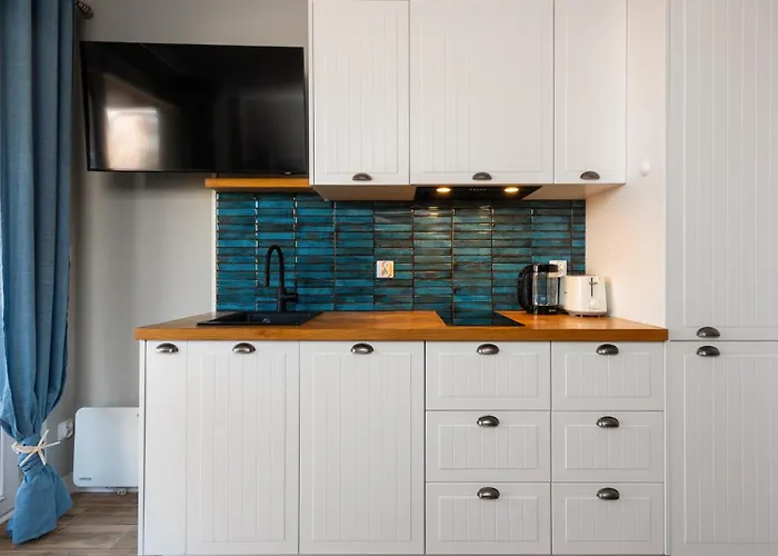 - Enklawa I דירה