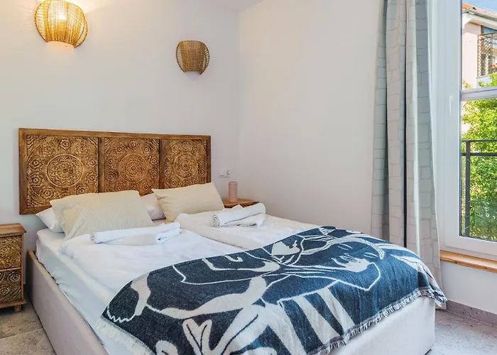 - Enklawa I Krynica Morska