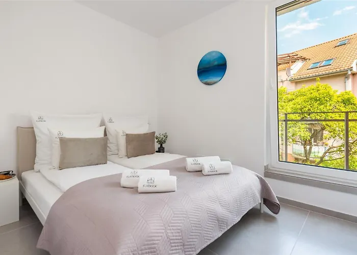 - Enklawa I * קריניצה מורסקה