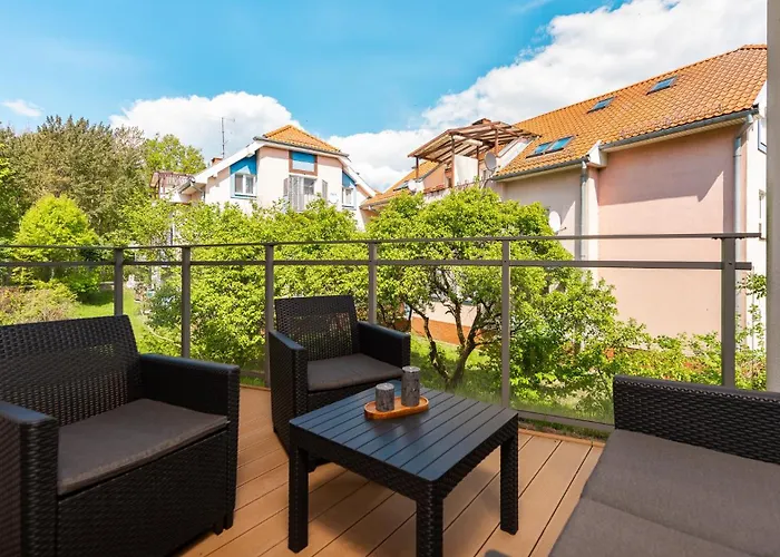 - Enklawa I Krynica Morska